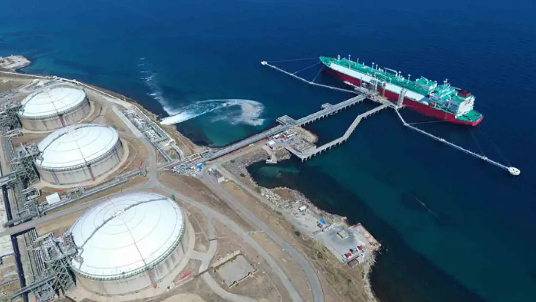 Bakan Bayraktar: İhtiyaç duyduğumuz doğal gazın yarısını LNG olarak alabilir hale geldik