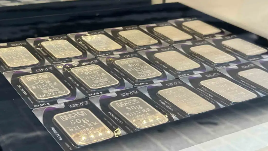 Gümüş rekor kırmaya devam ediyor