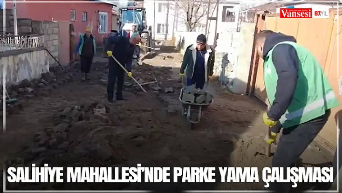 Salihiye Mahallesi’nde parke yama çalışması