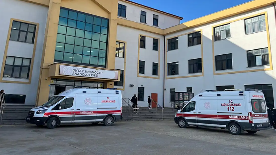 Okula getirilen yemekten 5 öğrenci zehirlendi