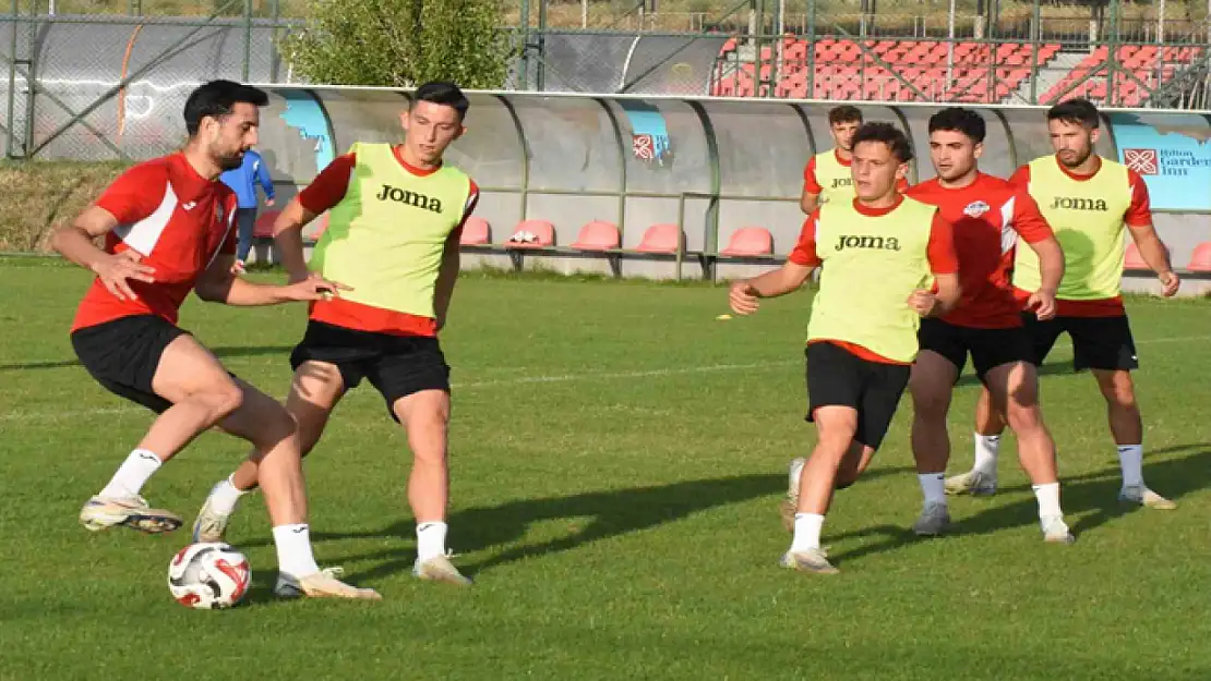 1461 Trabzon FK Erzurum'da kampa başladı