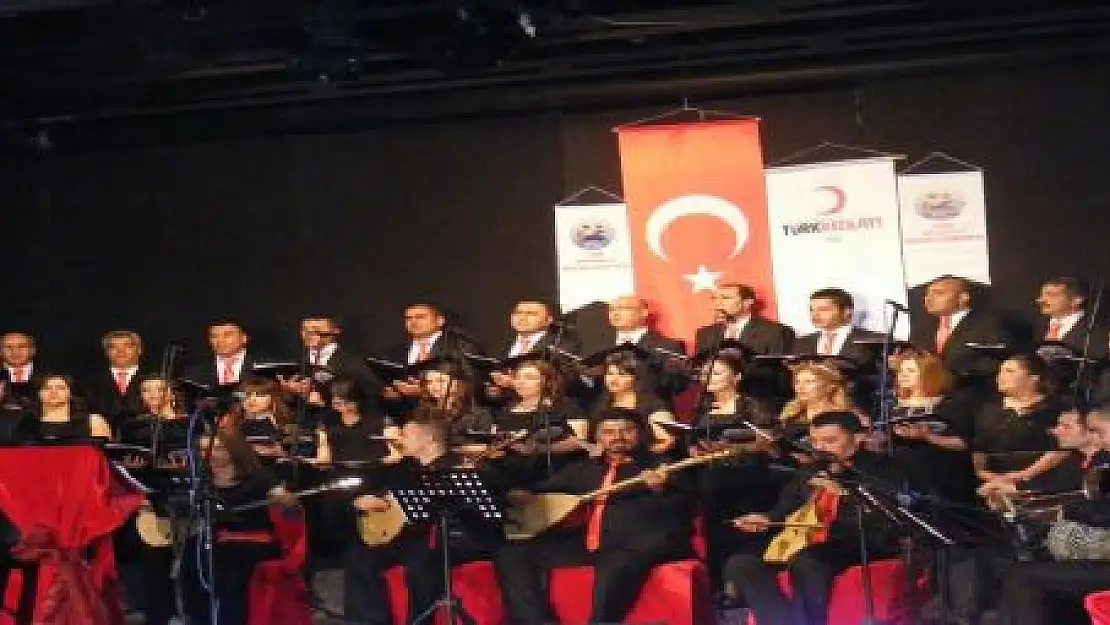 KIZILAY GÖNÜLLÜLERİ KONSER VERDİ