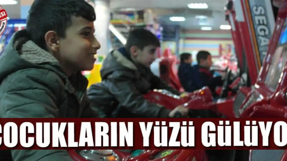 Çocukların yüzü gülüyor