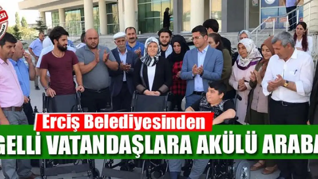 Erciş Belediyesinden engelli vatandaşlara akülü araba