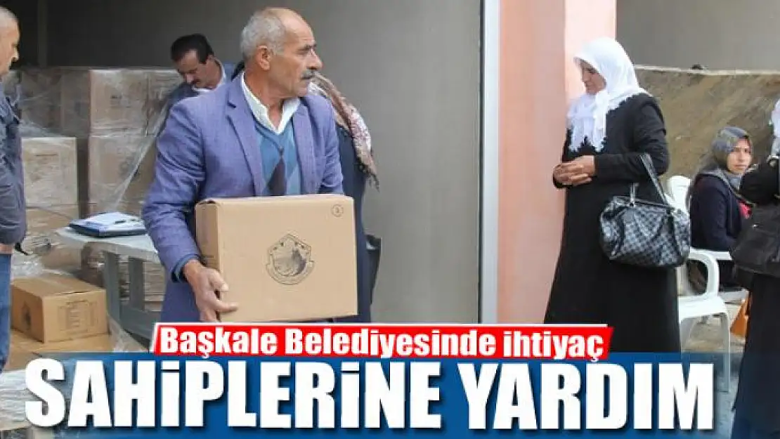 Başkale Belediyesinde ihtiyaç sahiplerine yardım