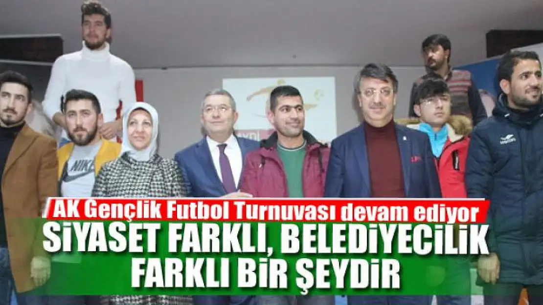 TÜRKMENOĞLU: SİYASET FARKLI, BELEDİYECİLİK FARKLI BİR ŞEYDİR