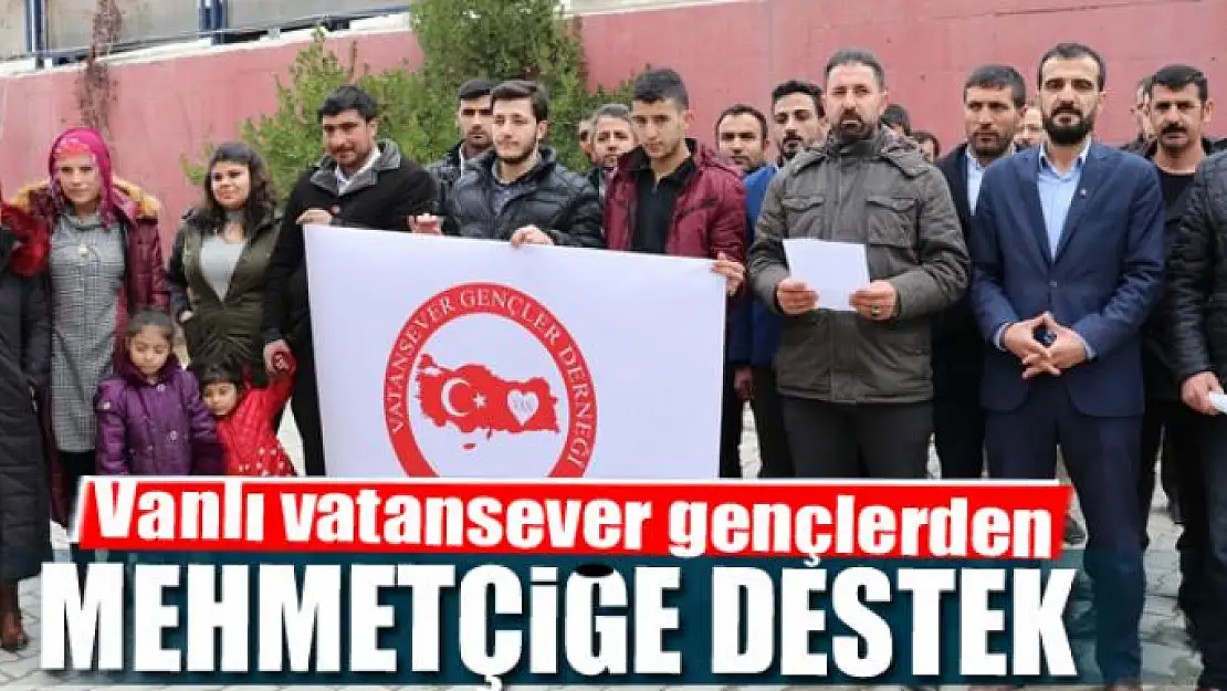 Vanlı vatansever gençlerden Mehmetçiğe destek