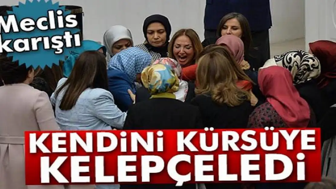 Aylin Nazlıaka kendini kürsüye kelepçeledi