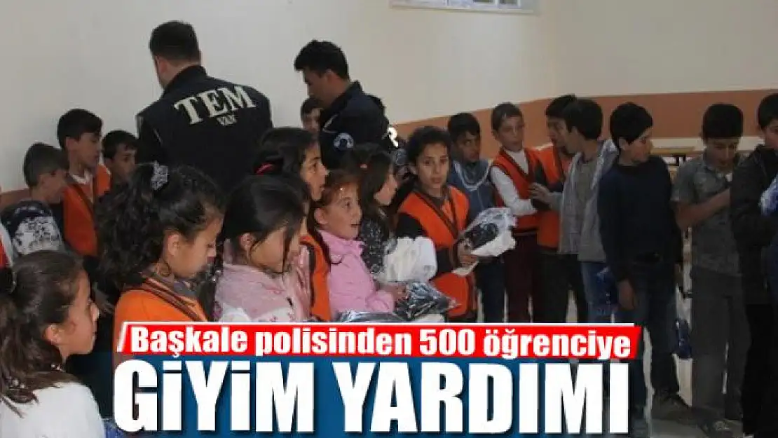 Başkale polisinden 500 öğrenciye giyim yardımı