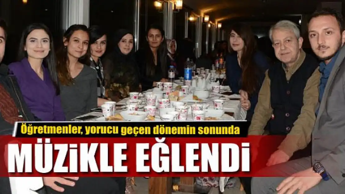 Öğretmenler, yorucu geçen dönemin sonunda müzikle eğlendi