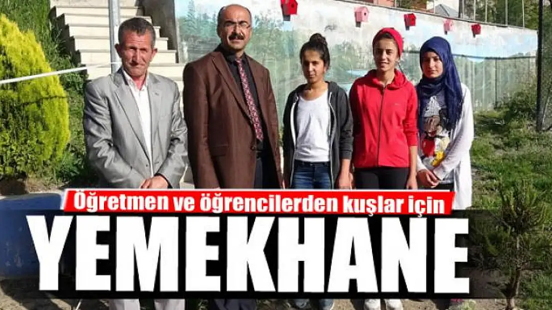 Öğretmen ve öğrencilerden kuşlar için yemekhane