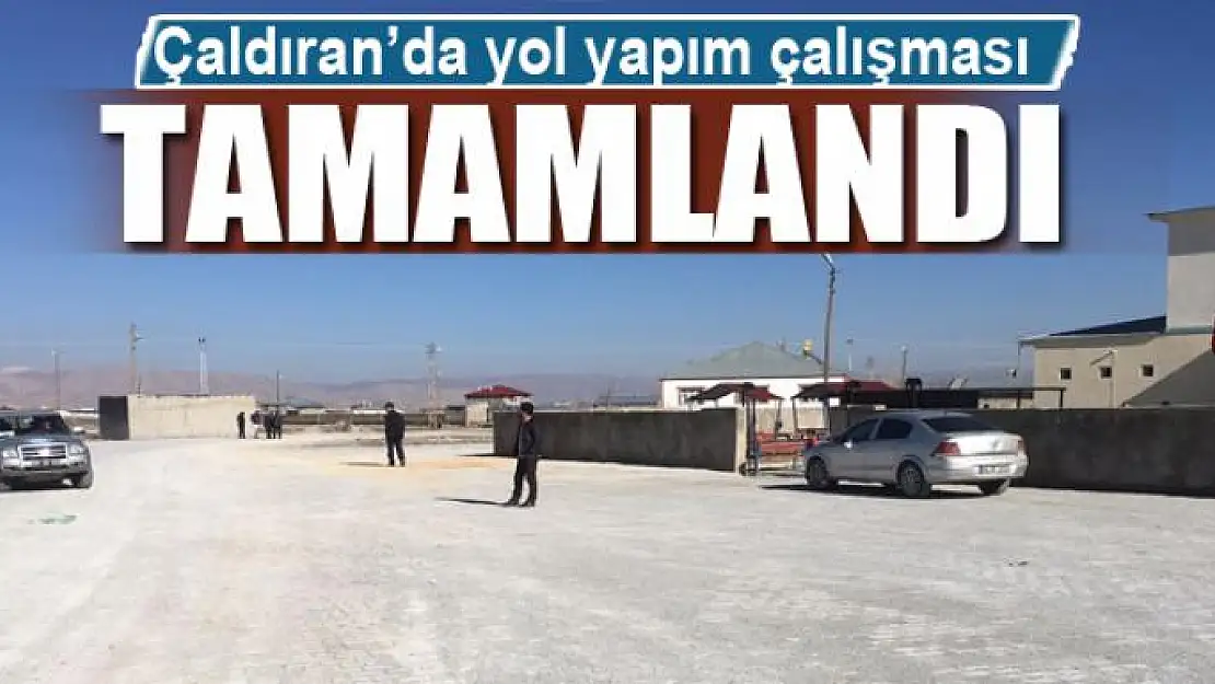 Çaldıran'da yol yapım çalışması 