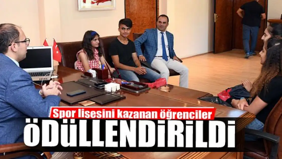 Spor lisesini kazanan öğrenciler ödüllendirildi