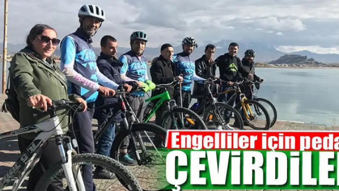 Engelliler için pedal çevirdiler