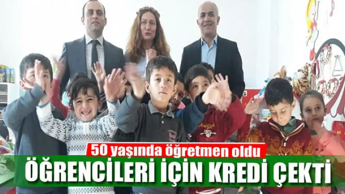 50 yaşında öğretmen oldu, öğrencileri için kredi çekti