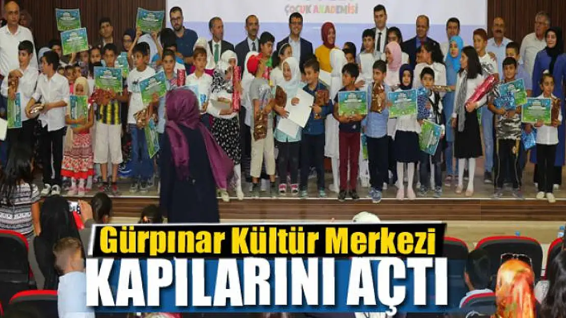 Gürpınar Kültür Merkezi kapılarını açtı