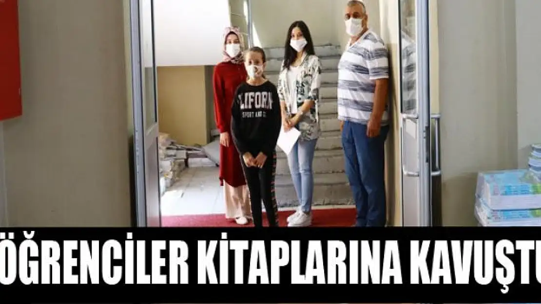 ÖĞRENCİLER KİTAPLARINA KAVUŞTU   