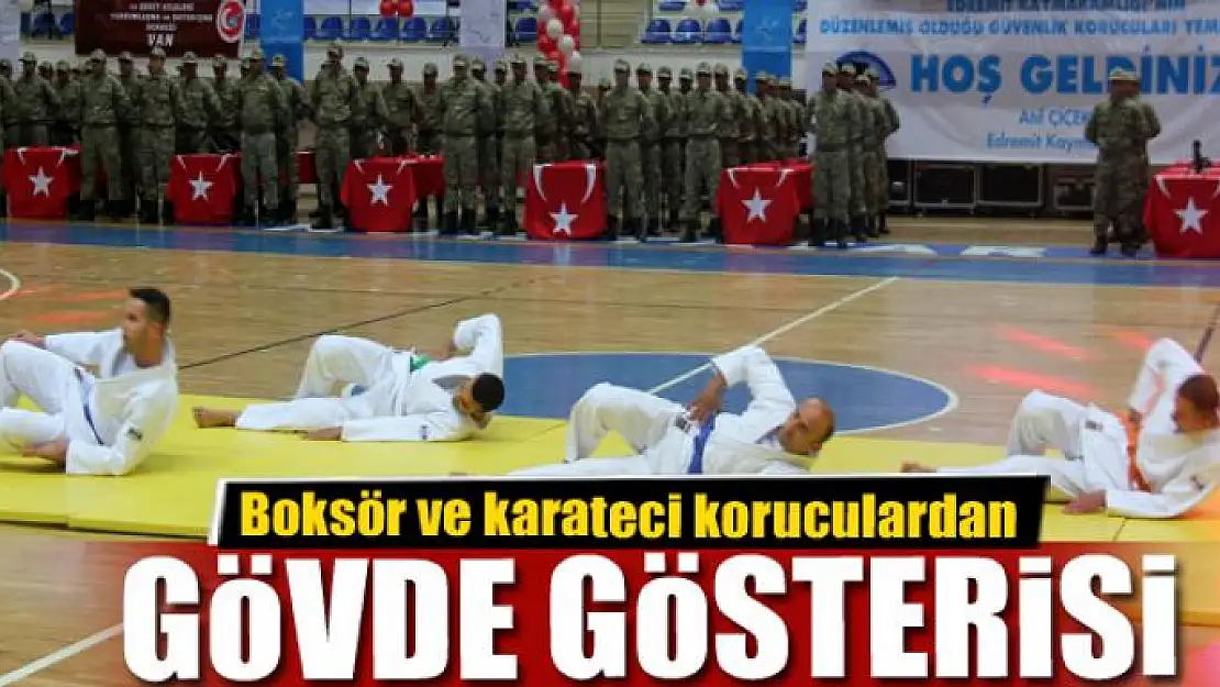 Boksör ve karateci koruculardan gövde gösterisi