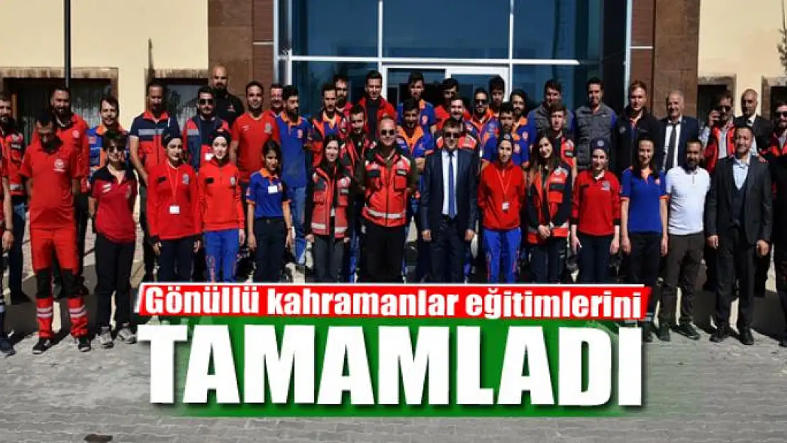 Gönüllü kahramanlar eğitimlerini tamamladı