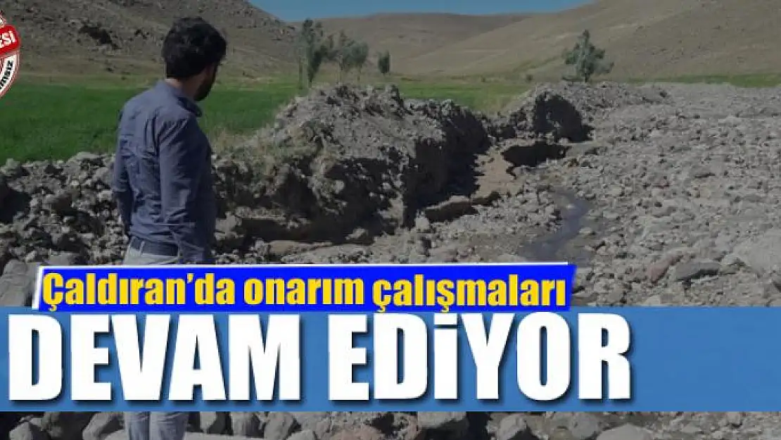 Çaldıran'da selden dolayı tahrip olan yol, menfez ve köprüler onarılıyor