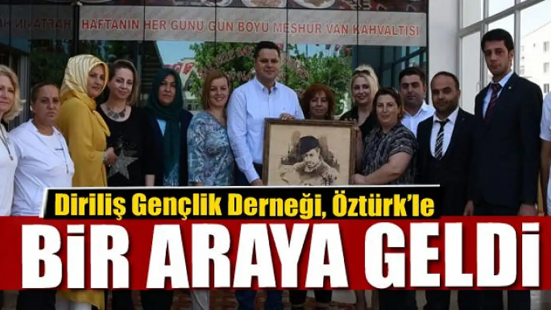 Diriliş Gençlik Derneği, Kaymakam Öztürk'le bir araya geldi