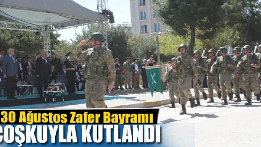 Van'da 30 Ağustos Zafer Bayramı kutlandı