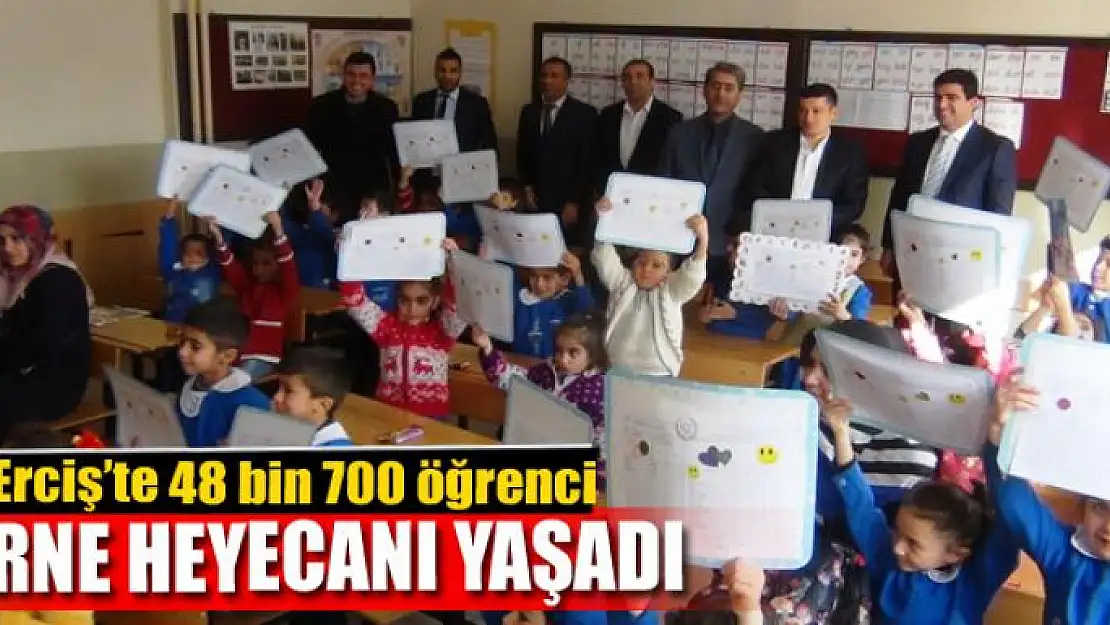 Erciş'te 48 bin 700 öğrenci karne heyecanı yaşadı