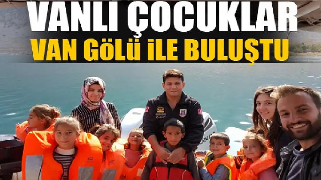 Jandarma, Vanlı çocukları Van Gölü ile buluşturdu 