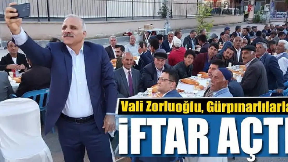 Vali Zorluoğlu, iftarını Gürpınarlı vatandaşlarla açtı 