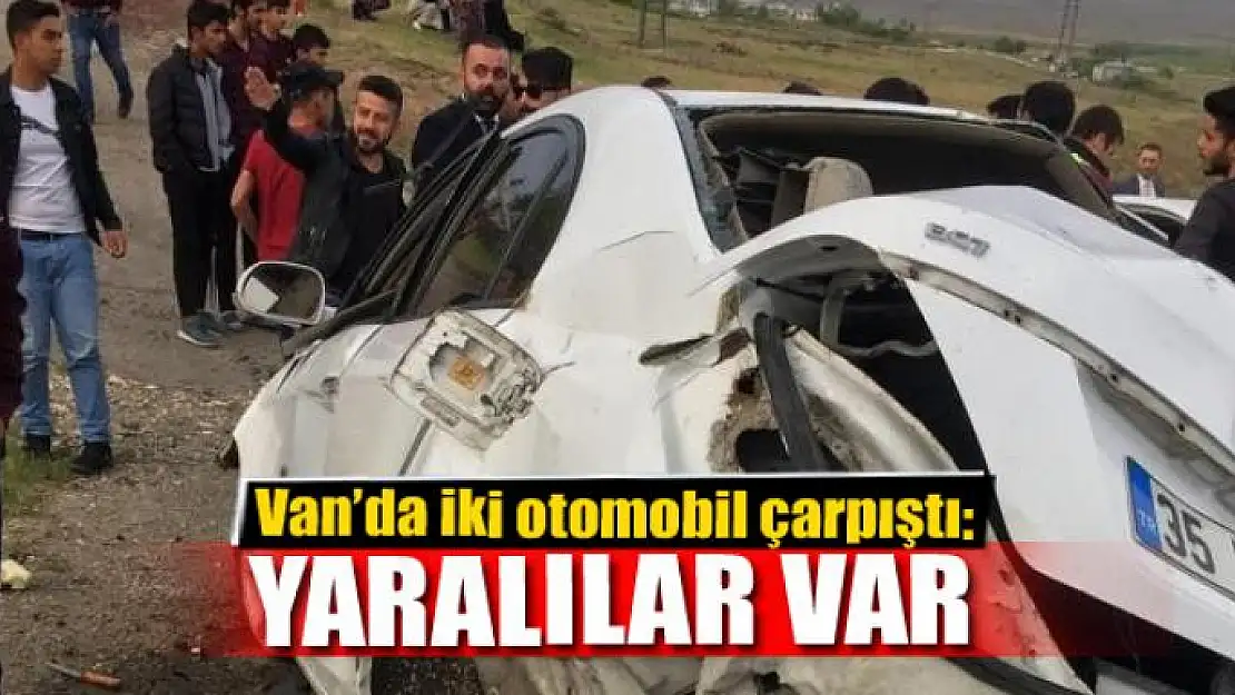 Van'da iki otomobil çarpıştı: 3 yaralı