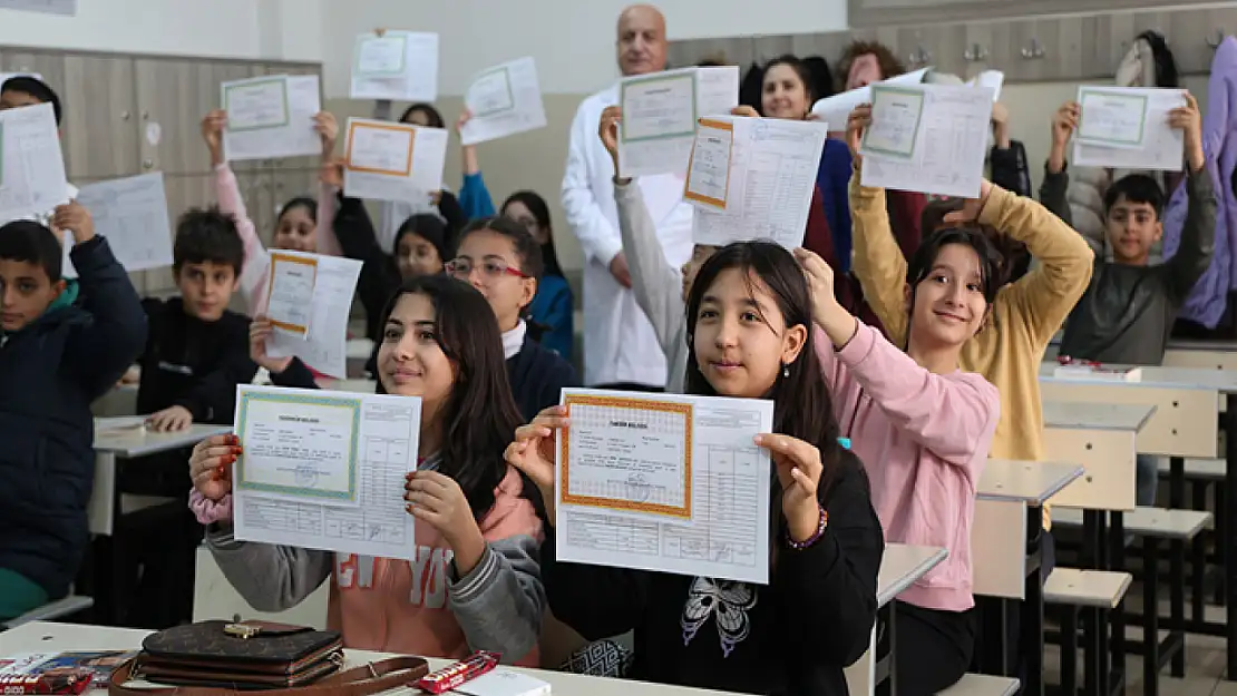 20 milyon öğrenci yaz tatiline girecek