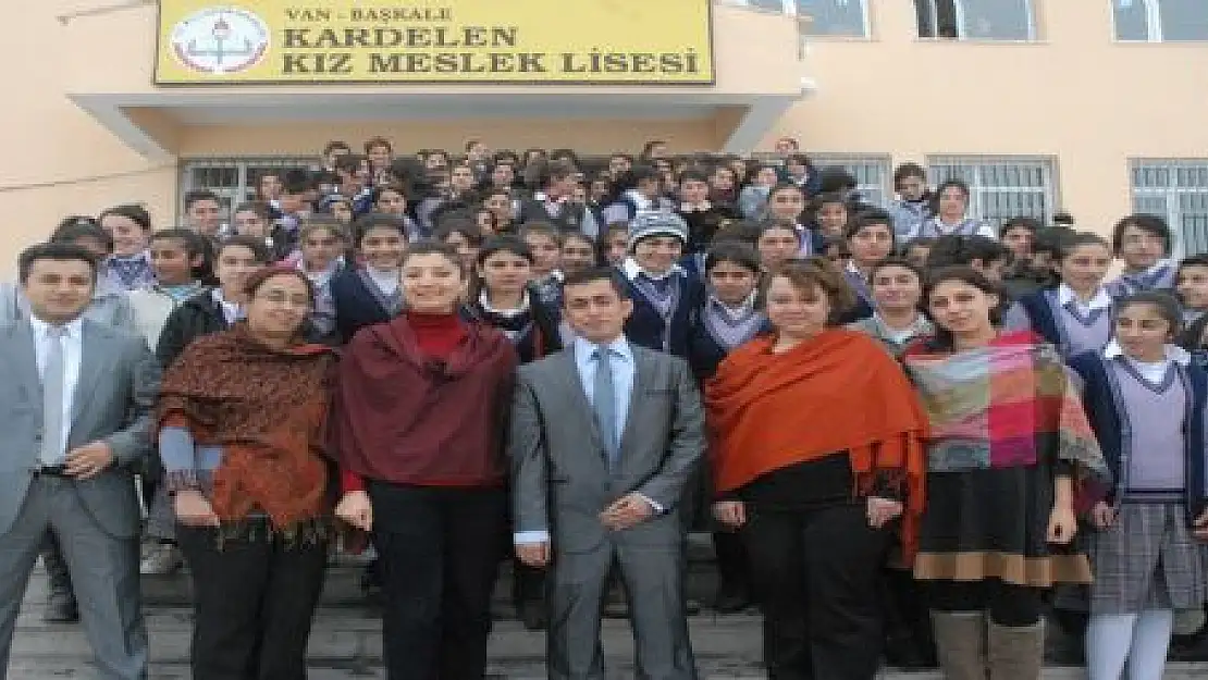 BAŞKALE KARDELENLERİ ONAY BEKLİYOR