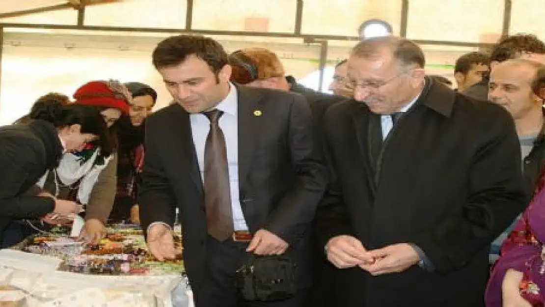 Belediye'den Suriye için kermes