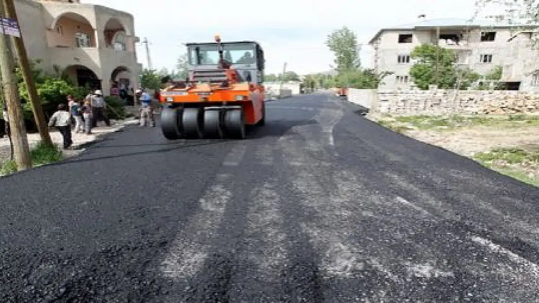 BELEDİYE'DEN  ASFALT ÇALIŞMASI