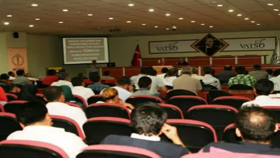 MÜSİAD KONFERANS VERDİ