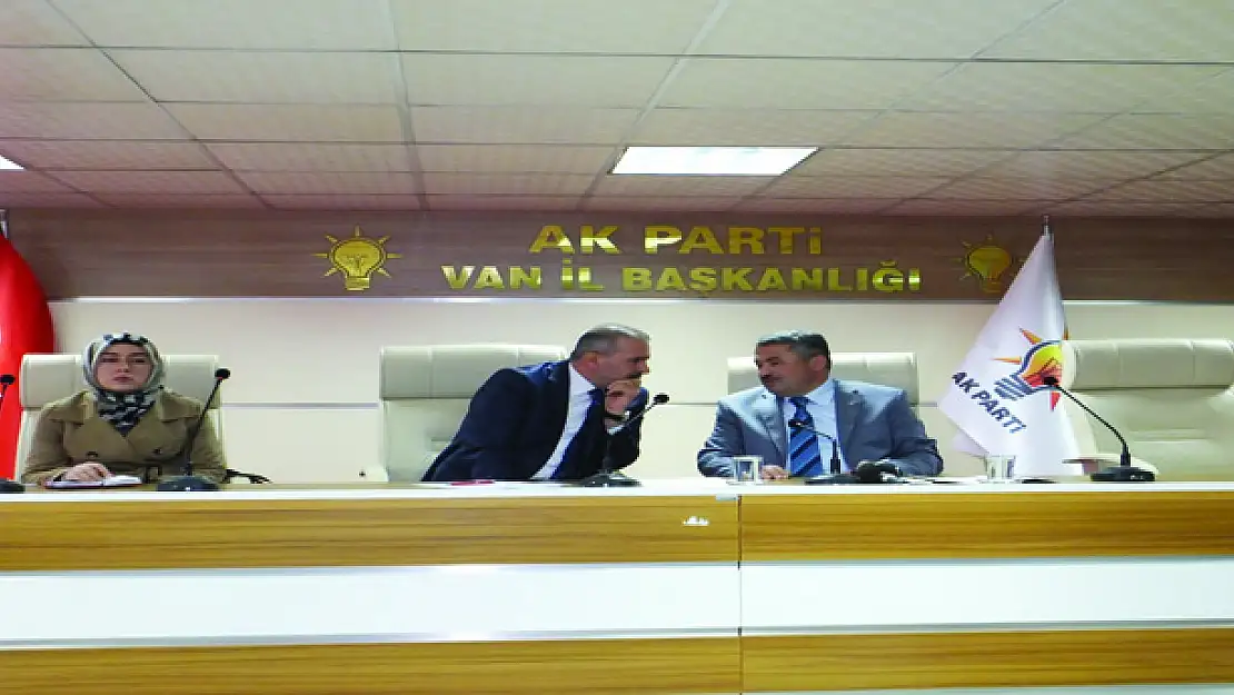 AKP ADAY ADAYLARI GÖRÜCÜYE ÇIKTI