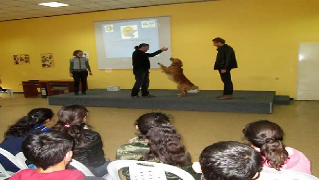 ÇOCUKLARA MADDE BAĞIMLILIĞI ANLATILDI