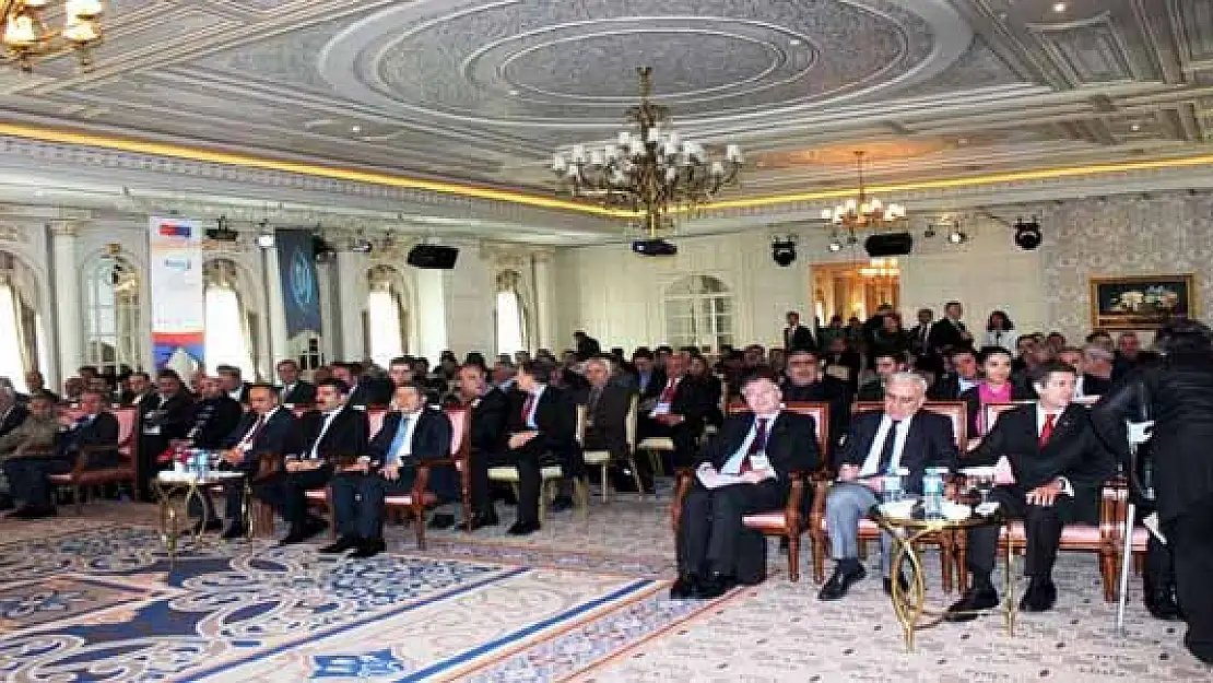 Küresel Ekonomideki Değişimlere Vanda Tartışıldı