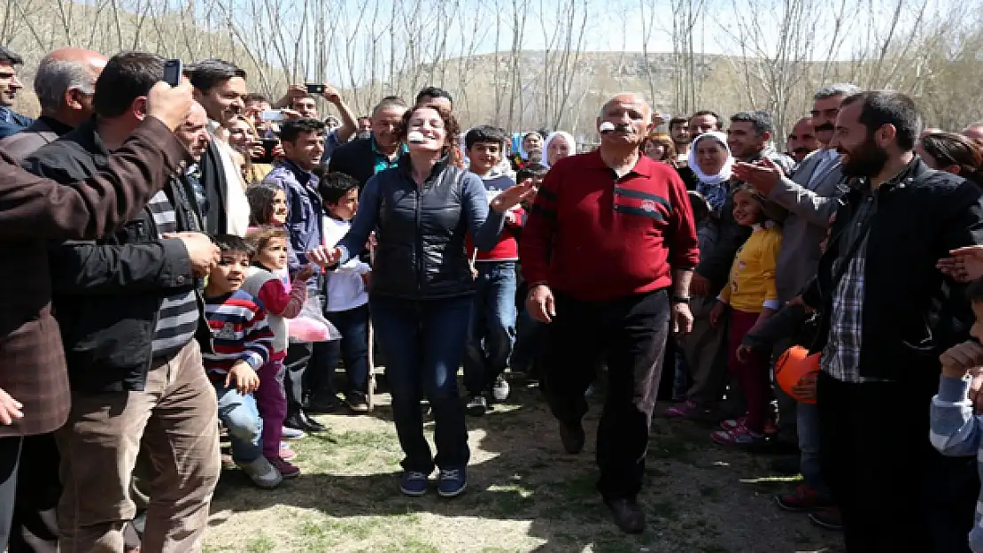 Başkanlar Kıyasıya Yarıştı