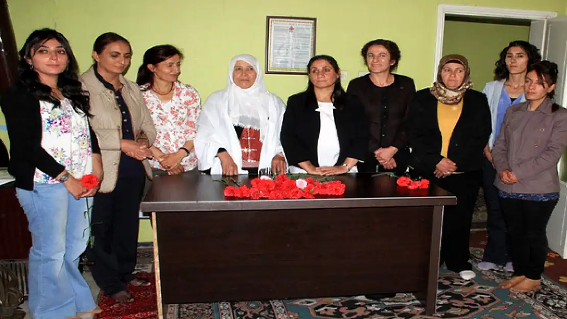 Eş Başkanlardan Barış Annelerine Ziyaret