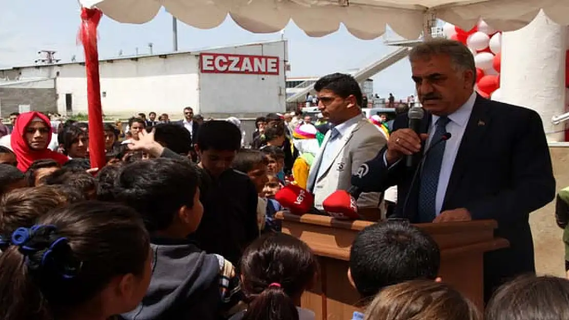 Bakan Yazıcı: Fiziki Engelleri Hep Birlikte Açacağız