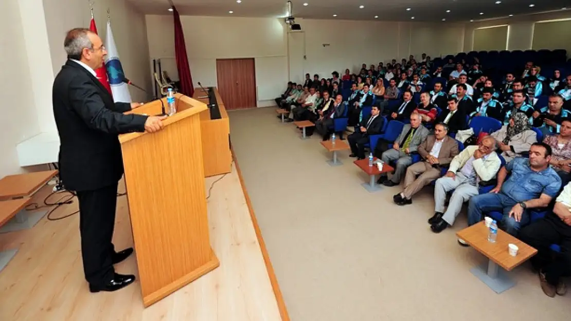 YYÜ'de Mezuniyet Heyecanı Yaşandı