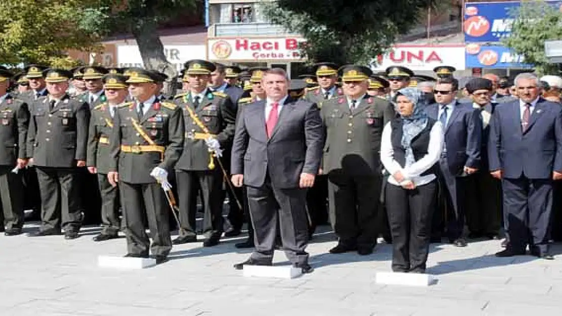 Van'da 30 Ağustos Zafer Bayramı Kutlandı