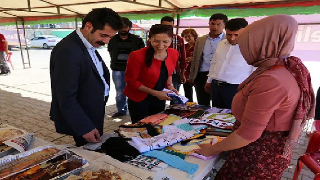 Rojava Halkı İçin Kermes Düzenlendi