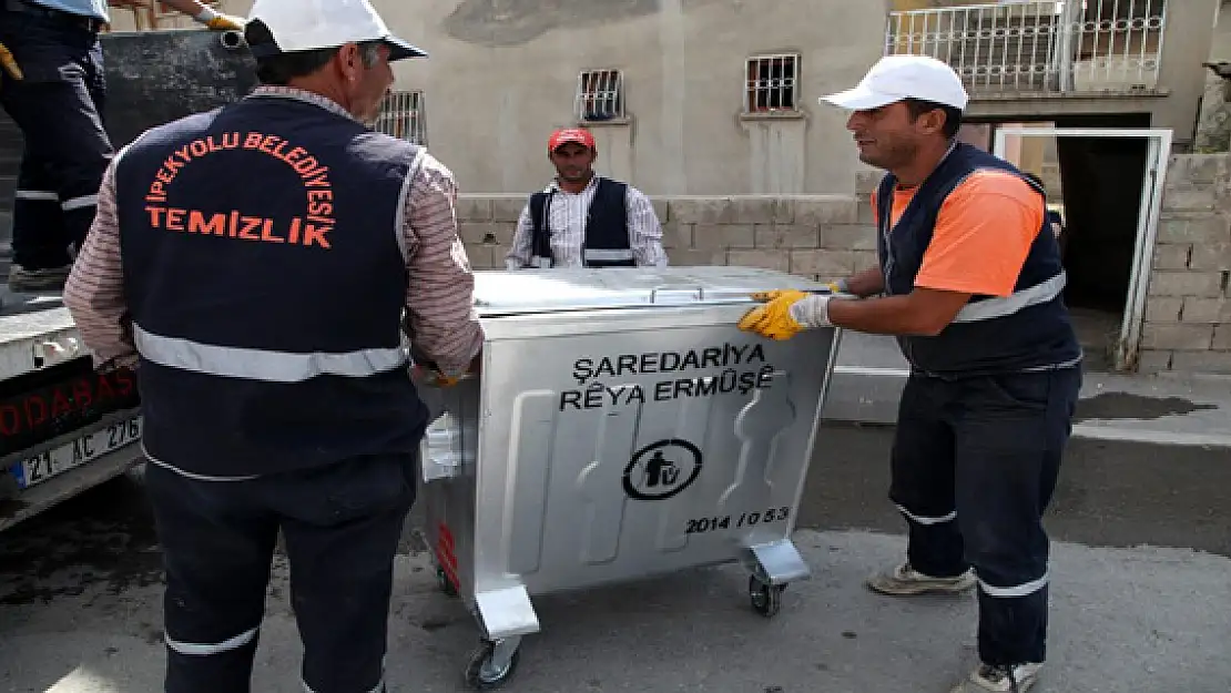 İpekyolu Belediyesi'nden Çöp Konteyner Dağıtımı