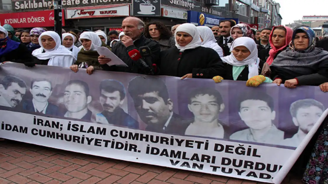 Cezaevlerinde Yaşananlar Protesto Edildi