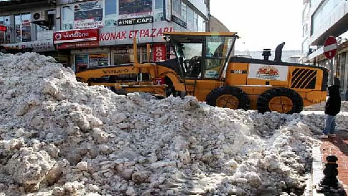 İpekyolu Belediyesi'nden karla mücadele seferberliği