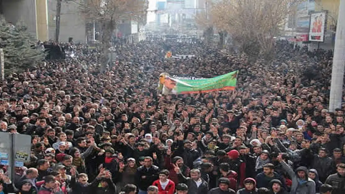 15 Şubat Protesto Edildi