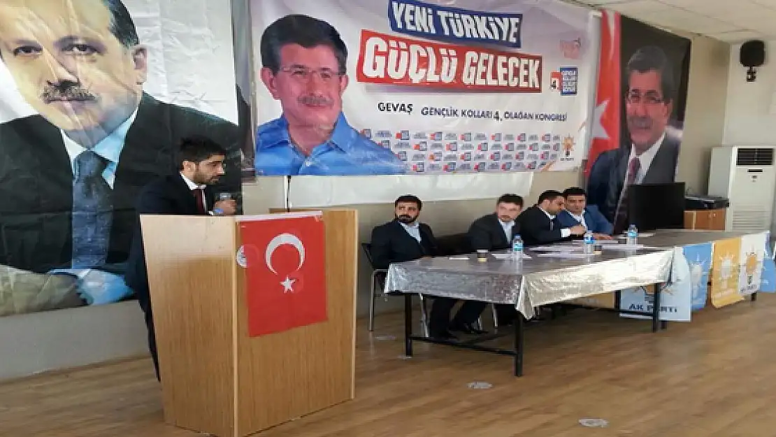 Ak Partiden İlçe Gençlik Kolları Kongreleri