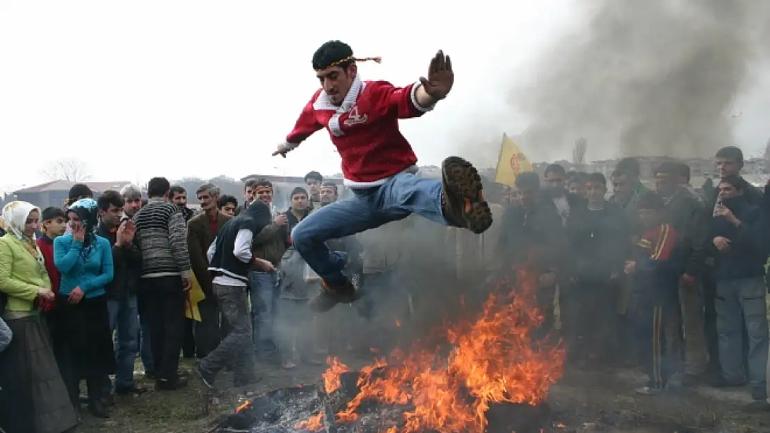 Nevruz  Van'da  20 Mart  Günü Kutlanacak.